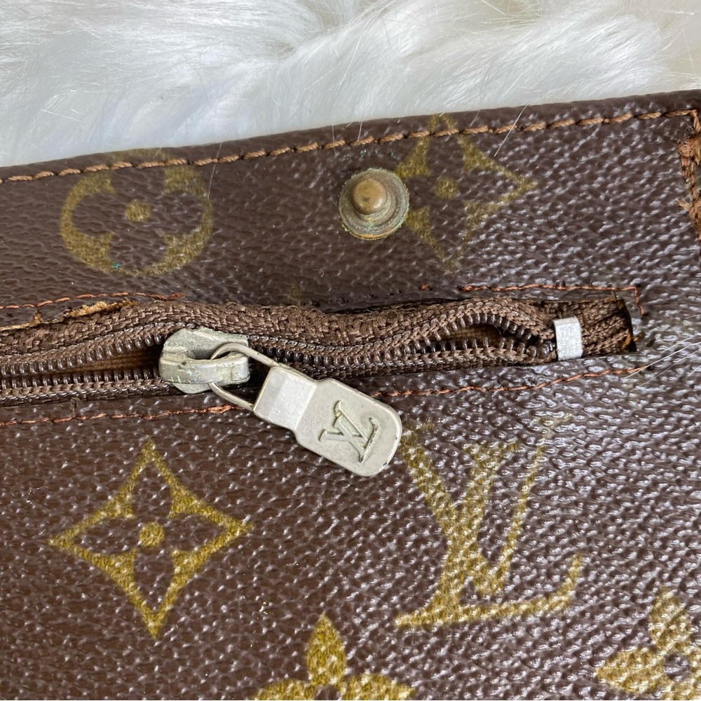 Vintage Authentic Louis Vuitton Randonnee GM Monogram Backpack w/Pouch - Picture 6 of 10
